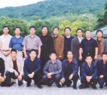 江蘇省交通集團公司部分畢業(yè)生祝福母校五十華誕